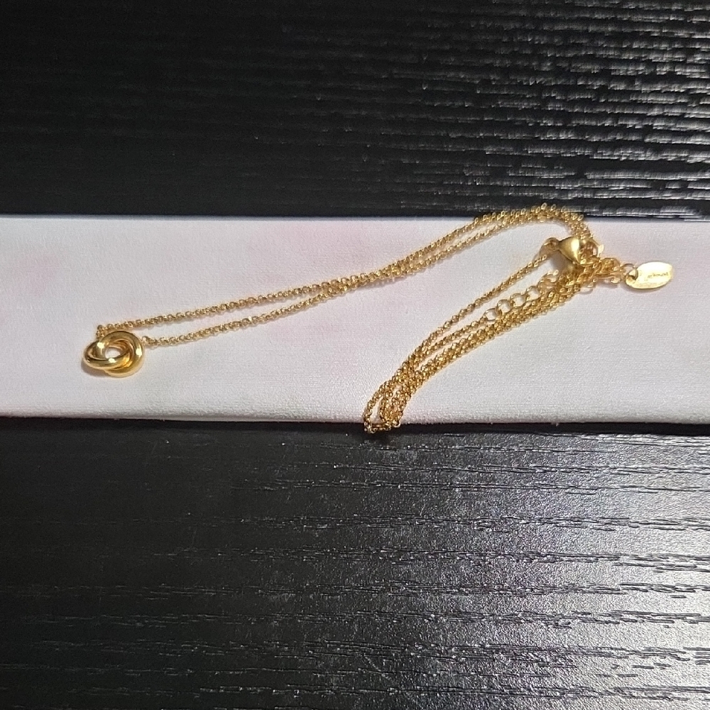 Trendy 18K Gold Plated Endless Love Pendant Necklace